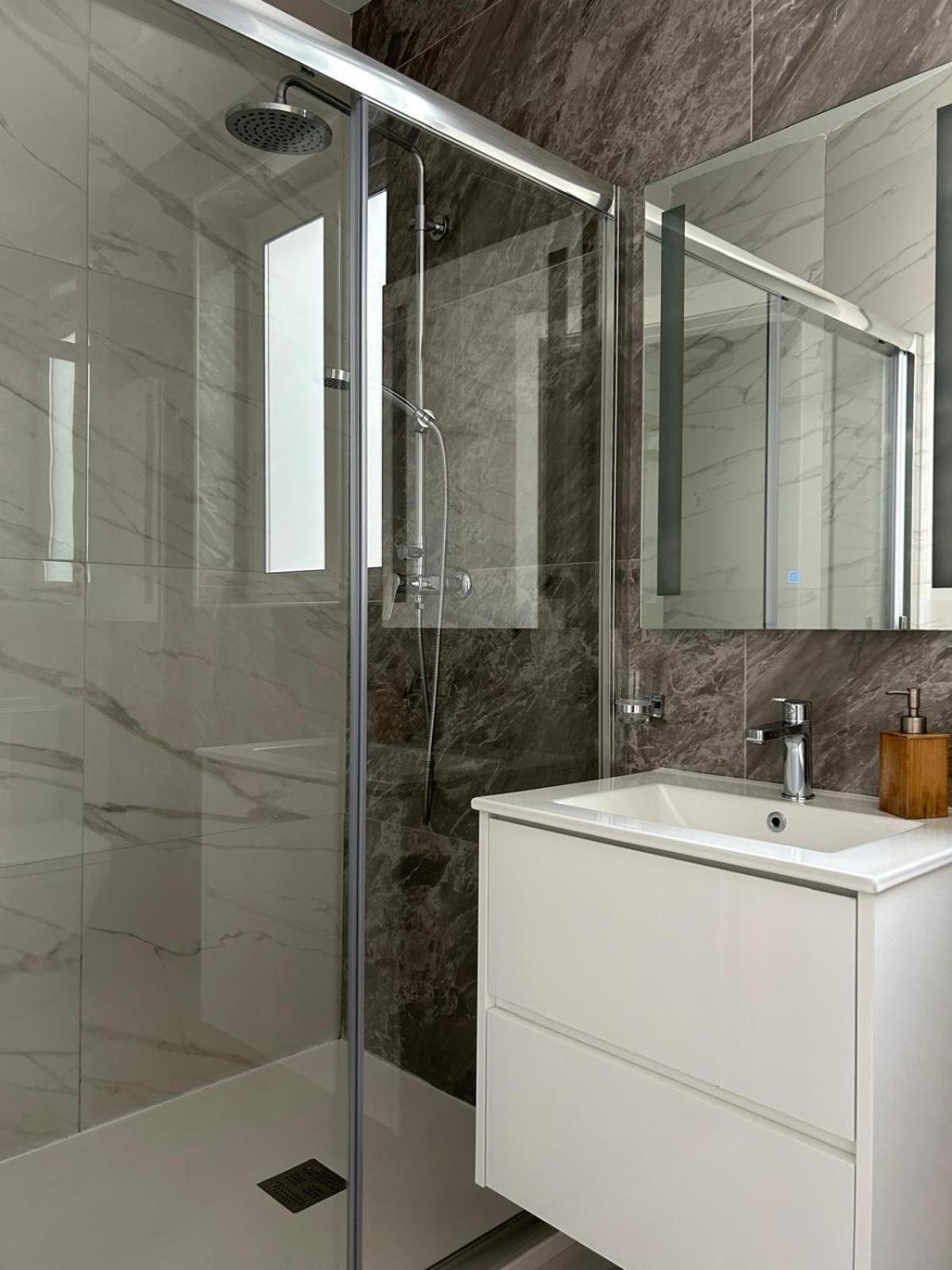 Exceptional 3-Bedroom Apartment, Sliema - Tigne Point! Buitenkant foto