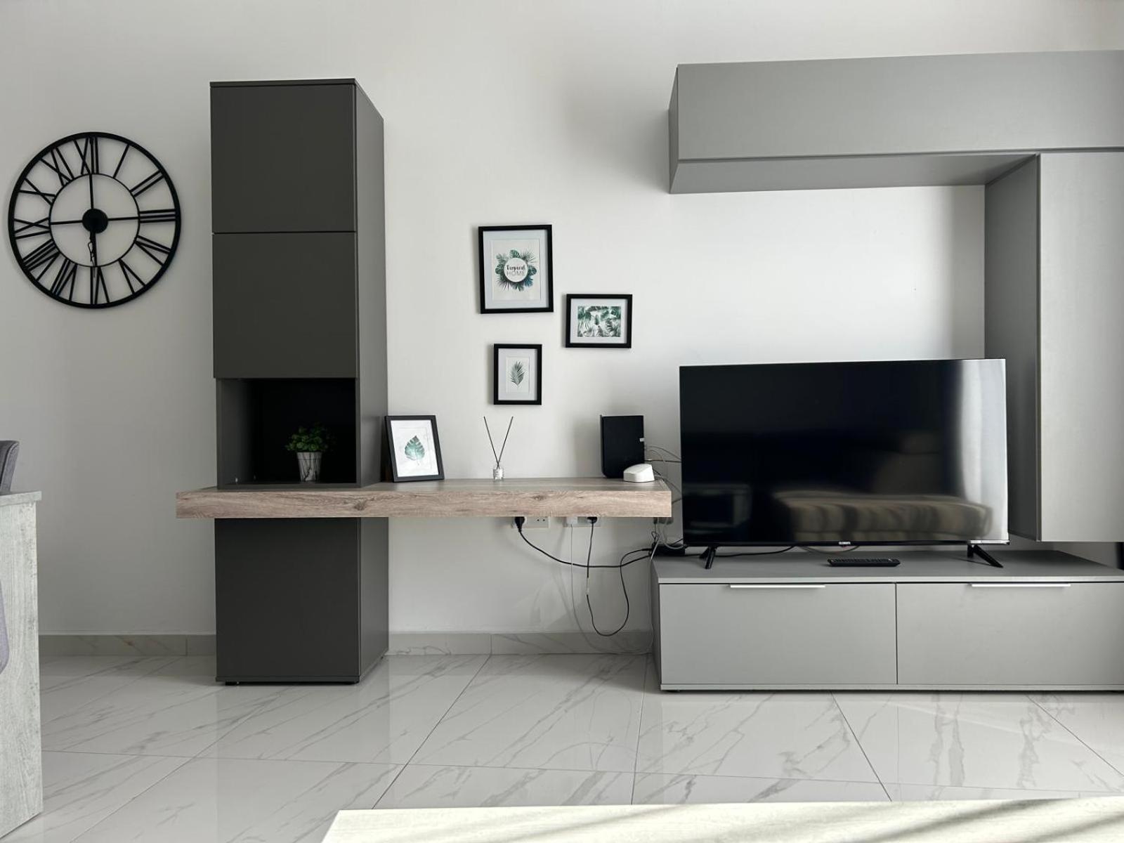Exceptional 3-Bedroom Apartment, Sliema - Tigne Point! Buitenkant foto