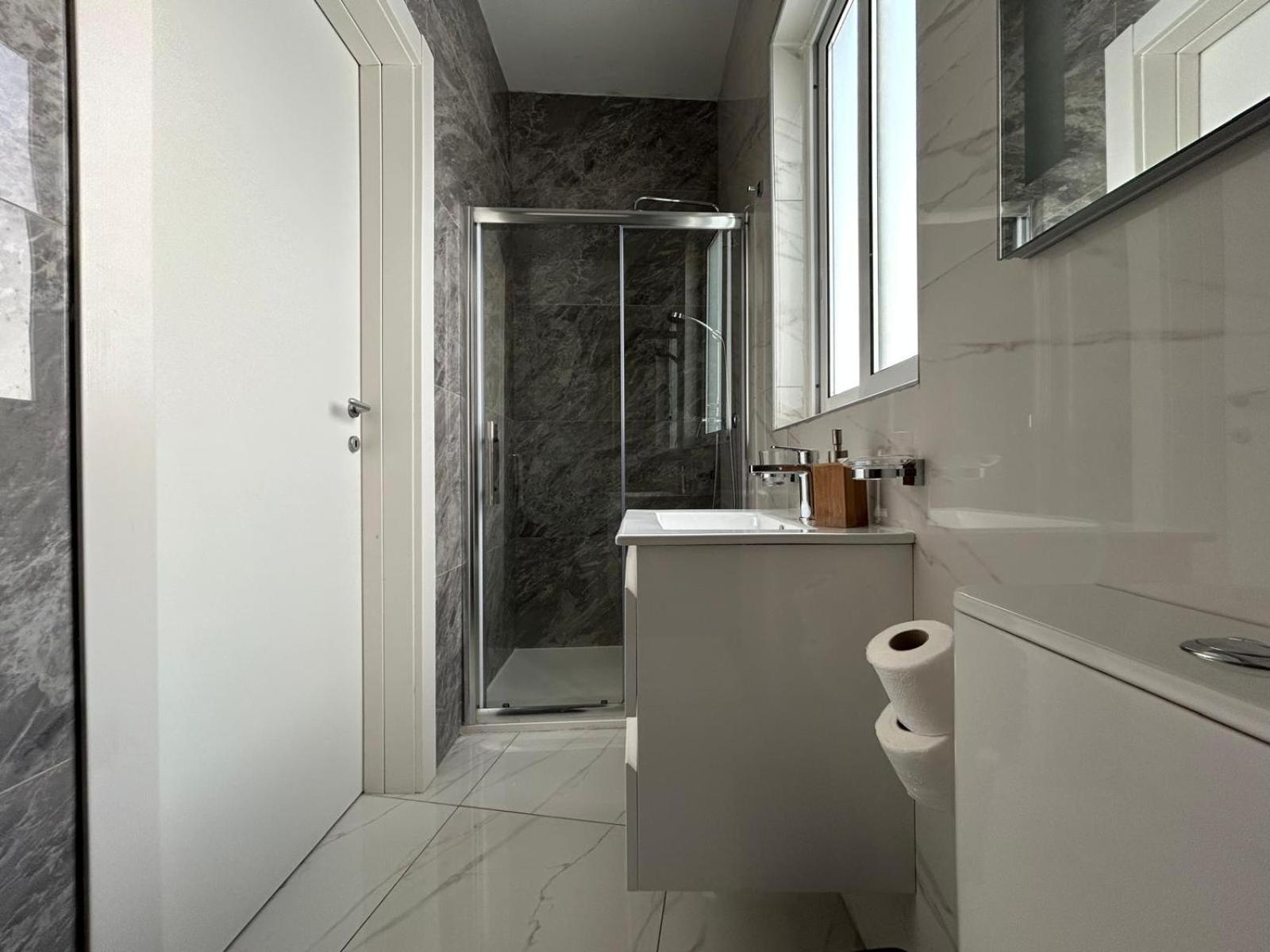 Exceptional 3-Bedroom Apartment, Sliema - Tigne Point! Buitenkant foto