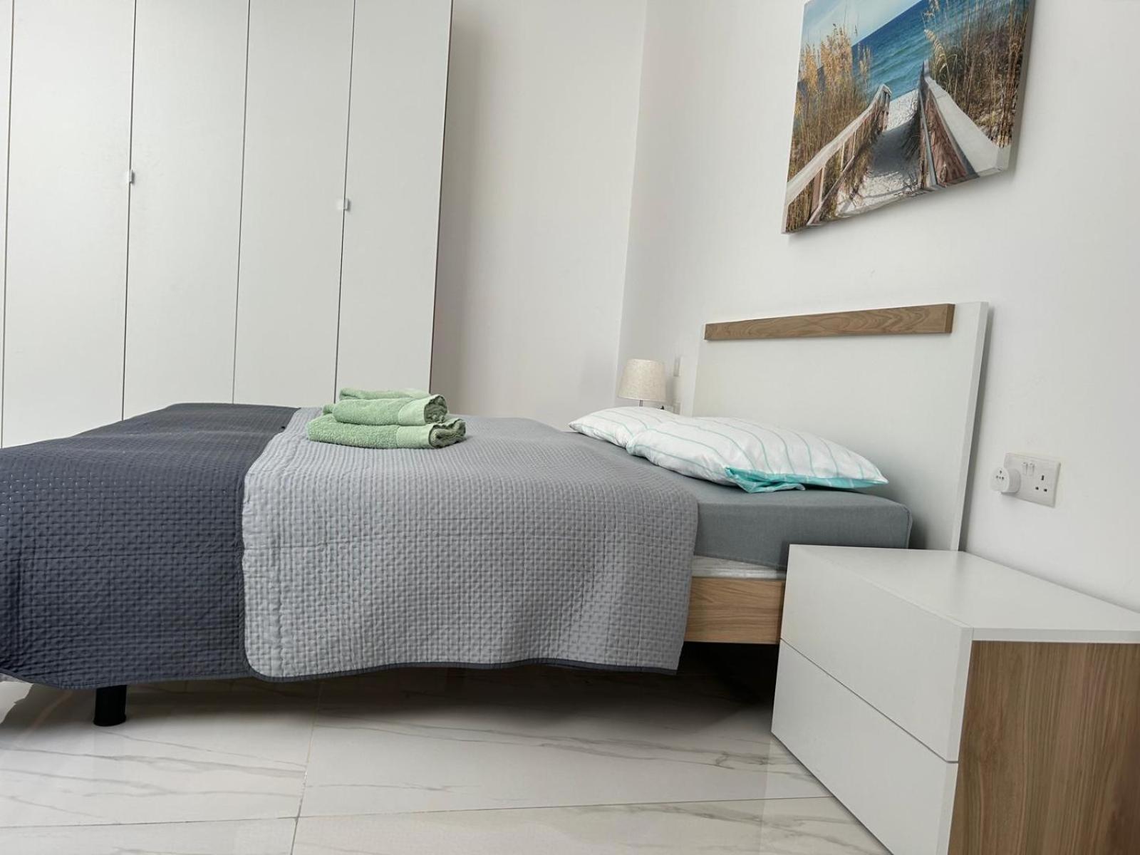 Exceptional 3-Bedroom Apartment, Sliema - Tigne Point! Buitenkant foto